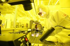 Премии сотрудников SK Hynix и Samsung разгоняют инфляцию в Южной Корее.jpg