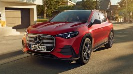 Mercedes представили новое поколение GLA с обновленным мультимедиа.jpg
